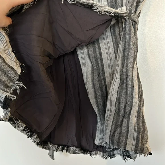 Lulus Wrap Dress Size S - Picture 4 of 8